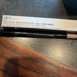 NWOT It cosmetics no-tug waterproof gel eyeliner in color highlight
